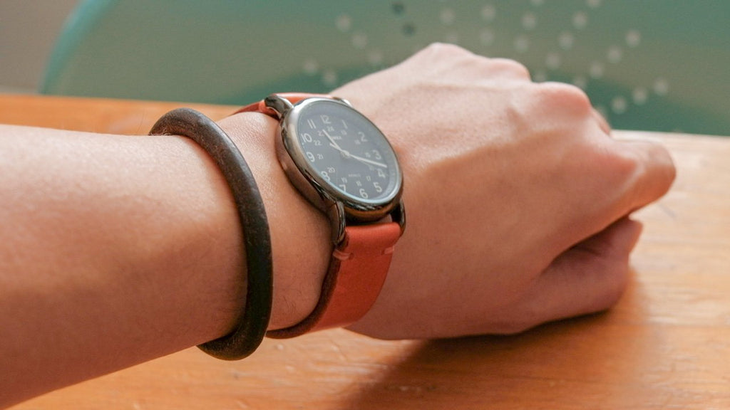 Making a Minimalist Strap with Orange Buttero Leather (Timelapse)