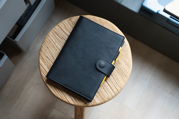 6 COLORS - A5/Hobonichi/Midori MD Natural Snap Closure Pebbled Leather Notebook Cover with Card Slots