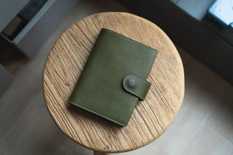 A6+/Hibino/5-Year Hobonichi Snap Closure Pebbled Leather Notebook Cover