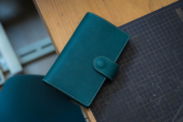 6 COLORS - B6 Slim/Midori MD/Nanami Cafe Note/Common Planner Snap Closure Pebbled Leather Notebook Folio Cover with Card Slots