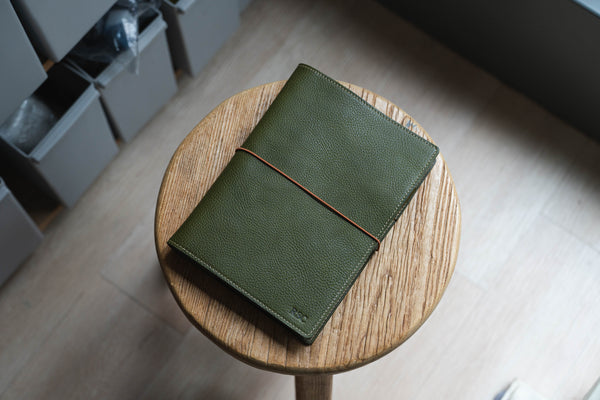 6 COLORS - A5/Hobonichi/Midori MD Elastic Closure Pebbled Leather Notebook Cover