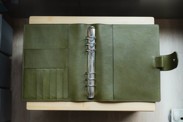 A5 Pebbled Leather Ring Organizer with Krause rings