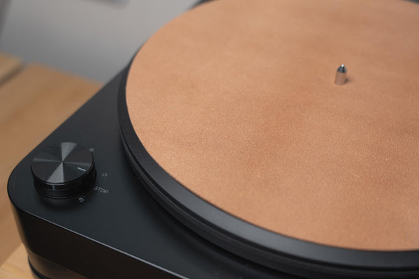 Waxed Flesh Undyed Leather Turntable Mat