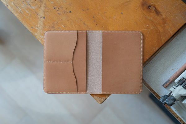 13 COLORS - Buttero Leather Passport Holder