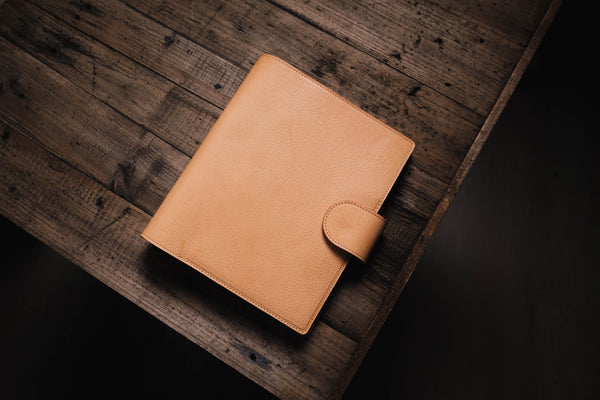 A5 Pebbled Leather Ring Organizer with Krause rings