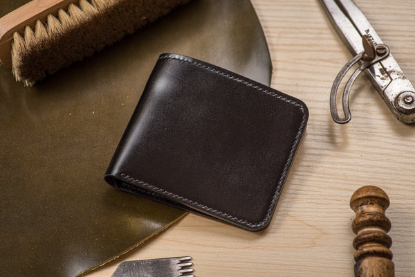 CUSTOMIZABLE - 6-Slot All Black Shell Cordovan Leather Billfold Wallet