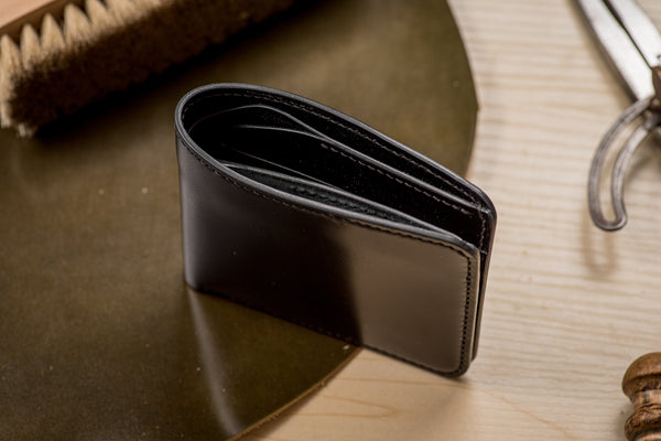 CUSTOMIZABLE - 6-Slot All Black Shell Cordovan Leather Billfold Wallet