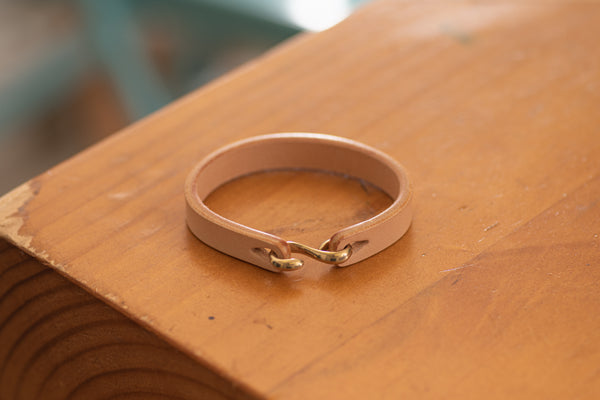 Natural Vegetable-tanned Leather S Hook Bracelet