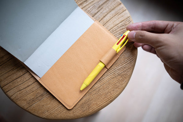 6 COLORS - A6/Hobonichi/Midori MD Natural Elastic Closure Pebbled Leather Notebook Cover