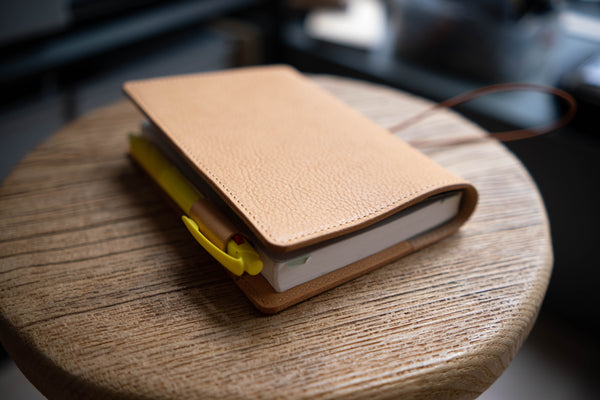 6 COLORS - A6/Hobonichi/Midori MD Natural Elastic Closure Pebbled Leather Notebook Cover