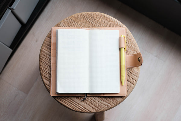 13 COLORS - The Weeks Wallet in Buttero Leather