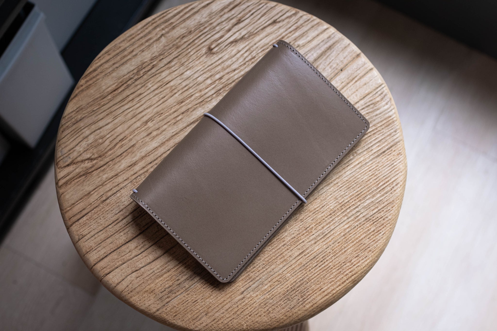 ALL SIZES - Khaki Grey Buttero Leather Stitched Traveler's Notebook (No inserts included)