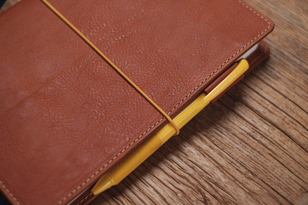 6 COLORS - A5/Hobonichi/Midori MD Orange-brown Elastic Closure Pebbled Leather Notebook Cover