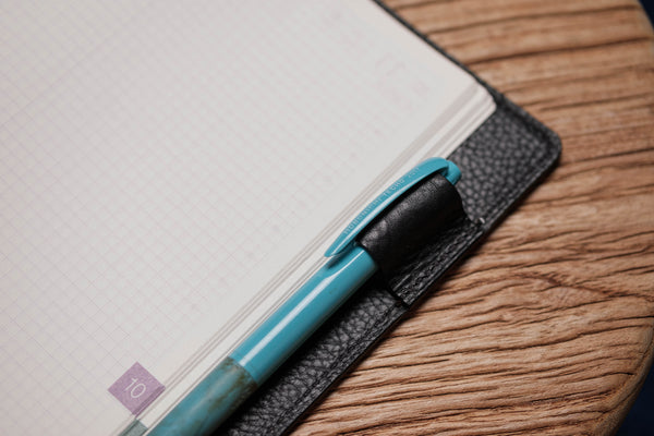 6 COLORS - A5/Hobonichi/Midori MD Elastic Closure Pebbled Leather Notebook Cover