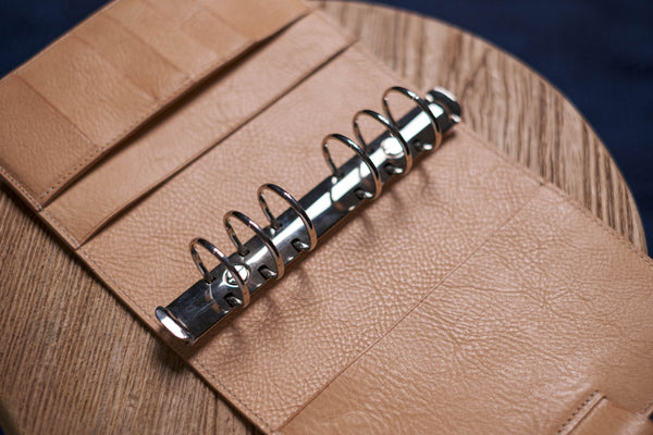 Personal/A6 Natural Pebble Leather Ring Organizer