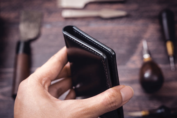 Black Shell Cordovan & Buttero Leather 4-Slot Vertical Card Wallet - Malloria