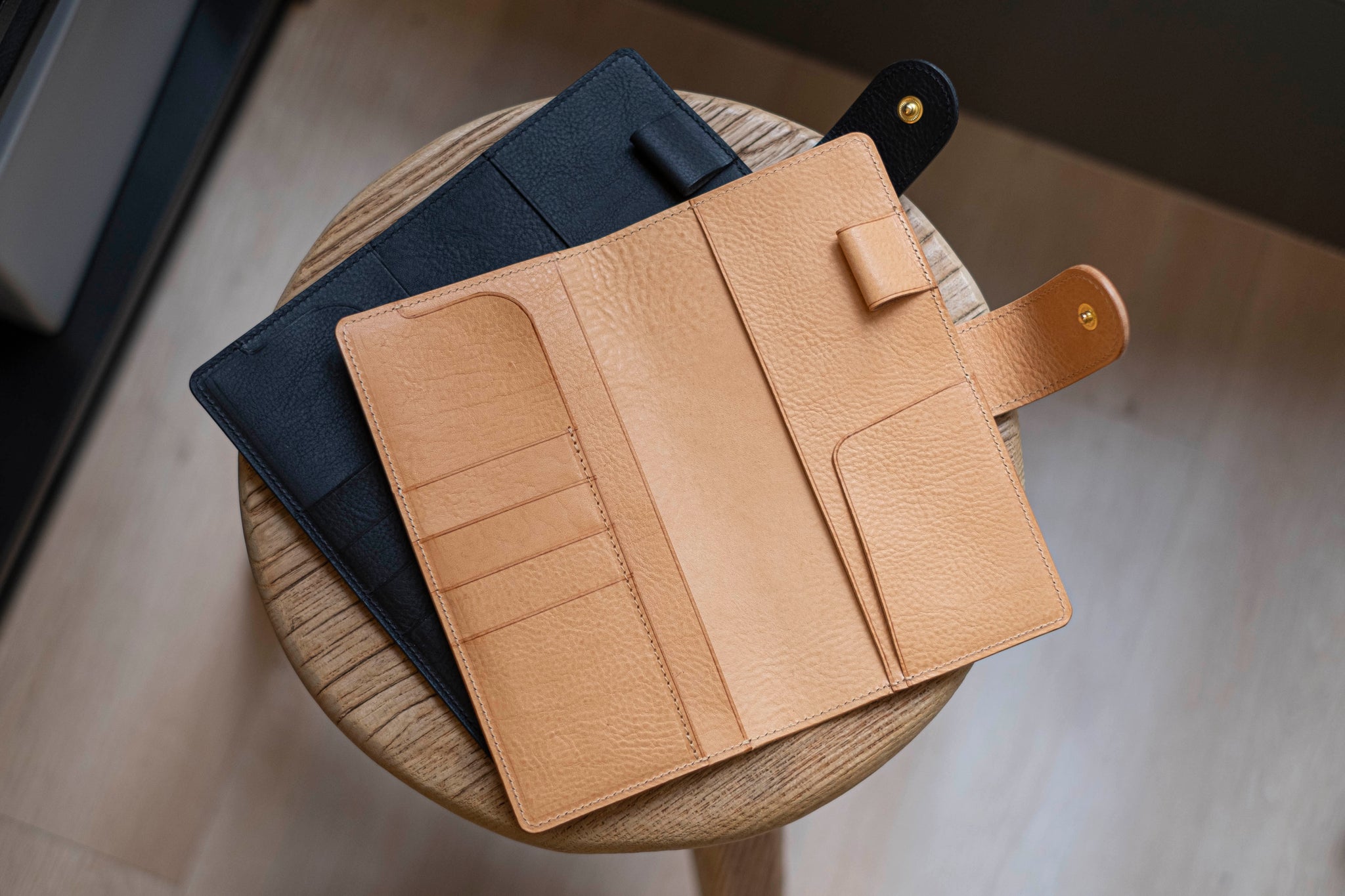 6 COLORS - Lined Weeks Snap Closure Pebbled Leather Notebook Cover with Card Slots