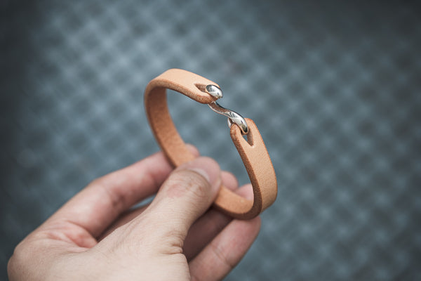 925 Sterling Silver S Hook Natural Vegetable Tanned Leather Bracelet - Malloria