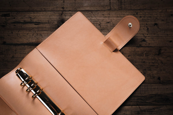 A5 Natural Leather Ring Organizer with Krause rings