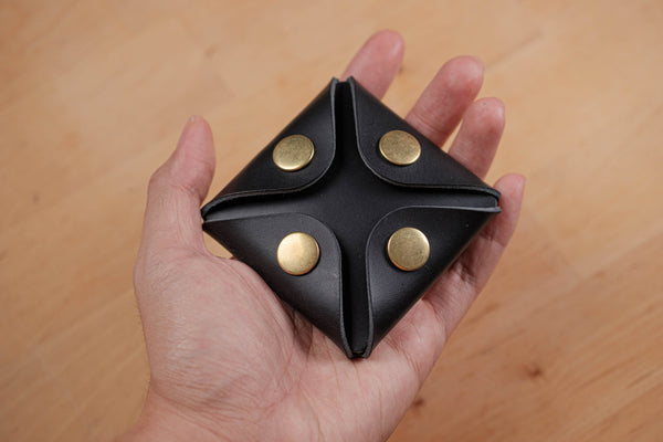 13 COLORS - Vegetable-tanned Leather Square Coin Purse, Utility Pouch - Malloria