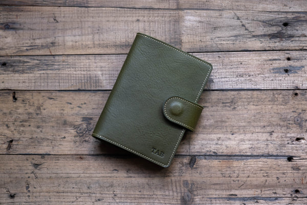 6 COLORS - A6/Hobonichi/Midori MD Natural Snap Closure Pebbled Leather Notebook Cover with Card Slots