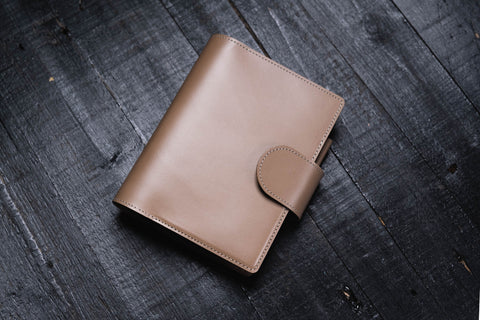 Personal Buttero Leather Ring Organizer with Krause rings