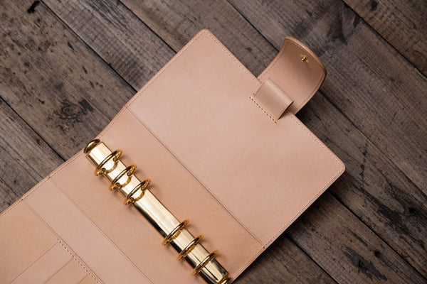 Two-tone Buttero Leather Personal Ring Organizer with Krause rings