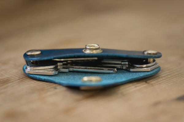 12 COLORS - Navy Blue Buttero Leather "Army Knife" Key Holder - Malloria