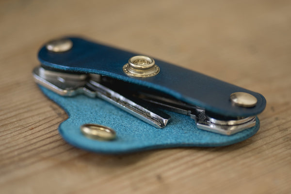 12 COLORS - Navy Blue Buttero Leather "Army Knife" Key Holder - Malloria