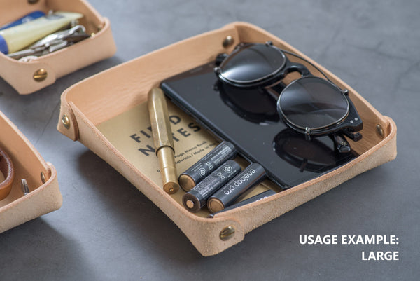 Medium Natural Leather Square Catchall Tray