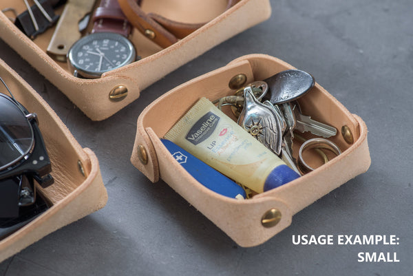 Medium Natural Leather Square Catchall Tray