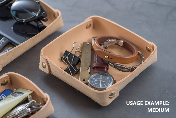 Medium Natural Leather Square Catchall Tray