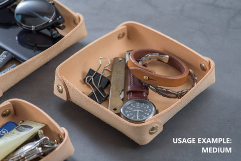Medium Natural Leather Square Catchall Tray