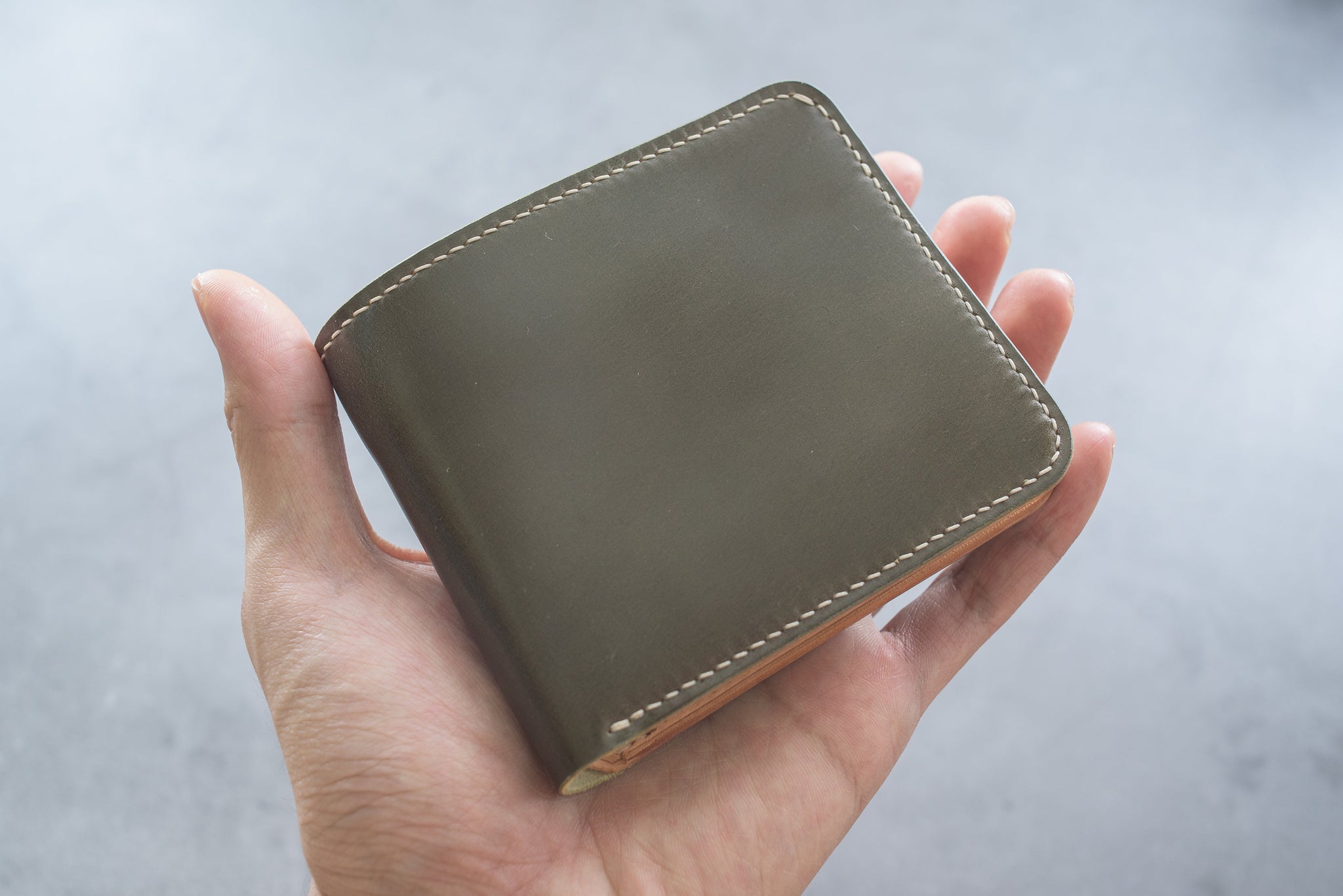 7 COLORS - 6-Slot Olive Green Shell Cordovan & Natural Leather Billfold Wallet