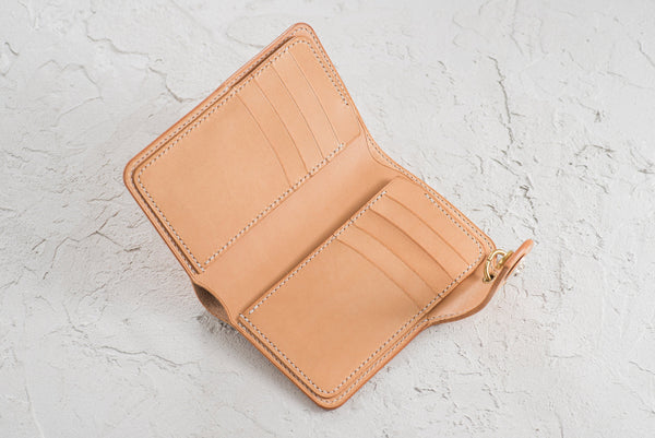 Sterling Concho Natural Leather Middle Billfold Wallet for men