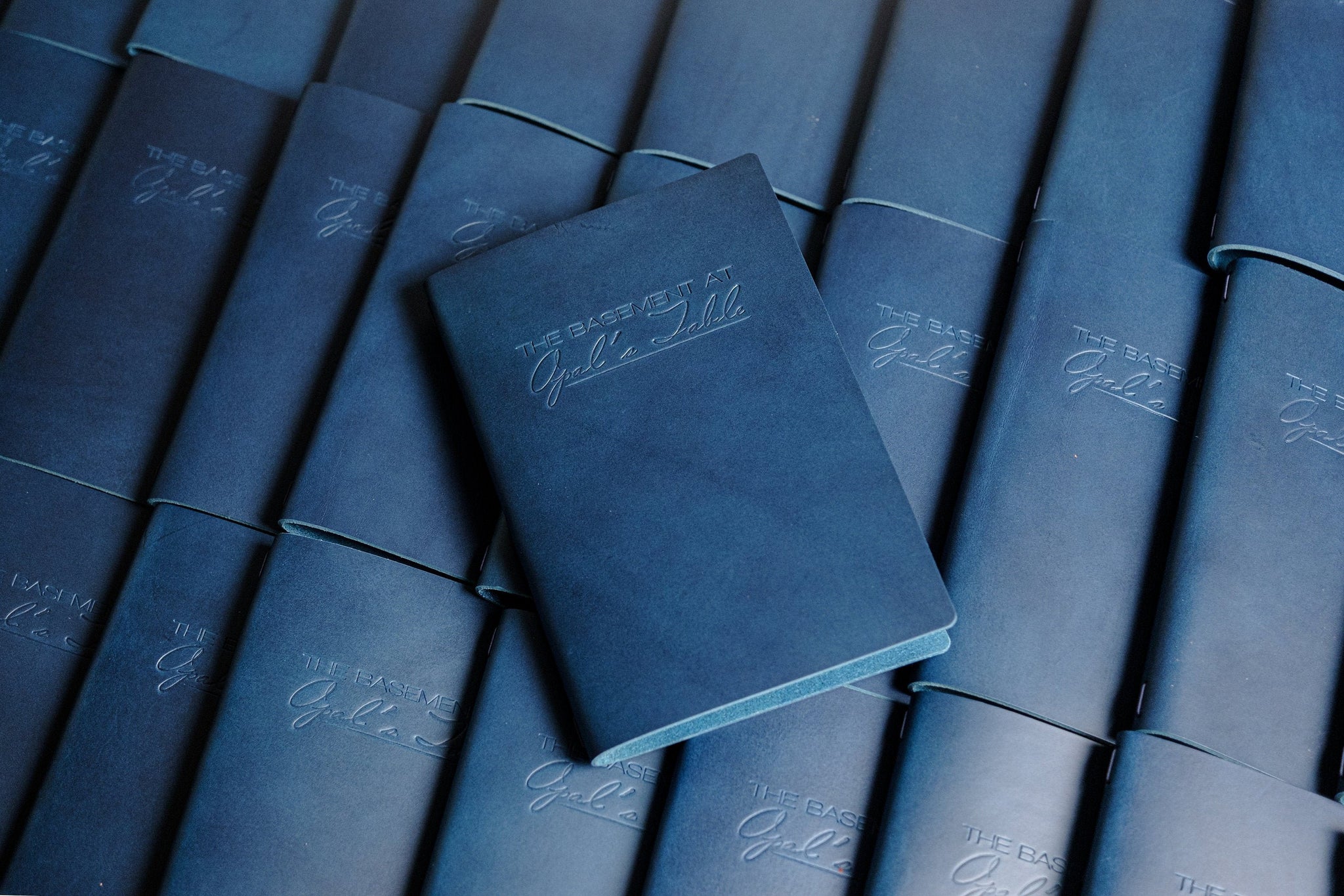 12 Colors - Letter-sized Menu Covers, Buttero Italian Vegetable Tanned Leather in Navy Blue (8.5x11) - Malloria